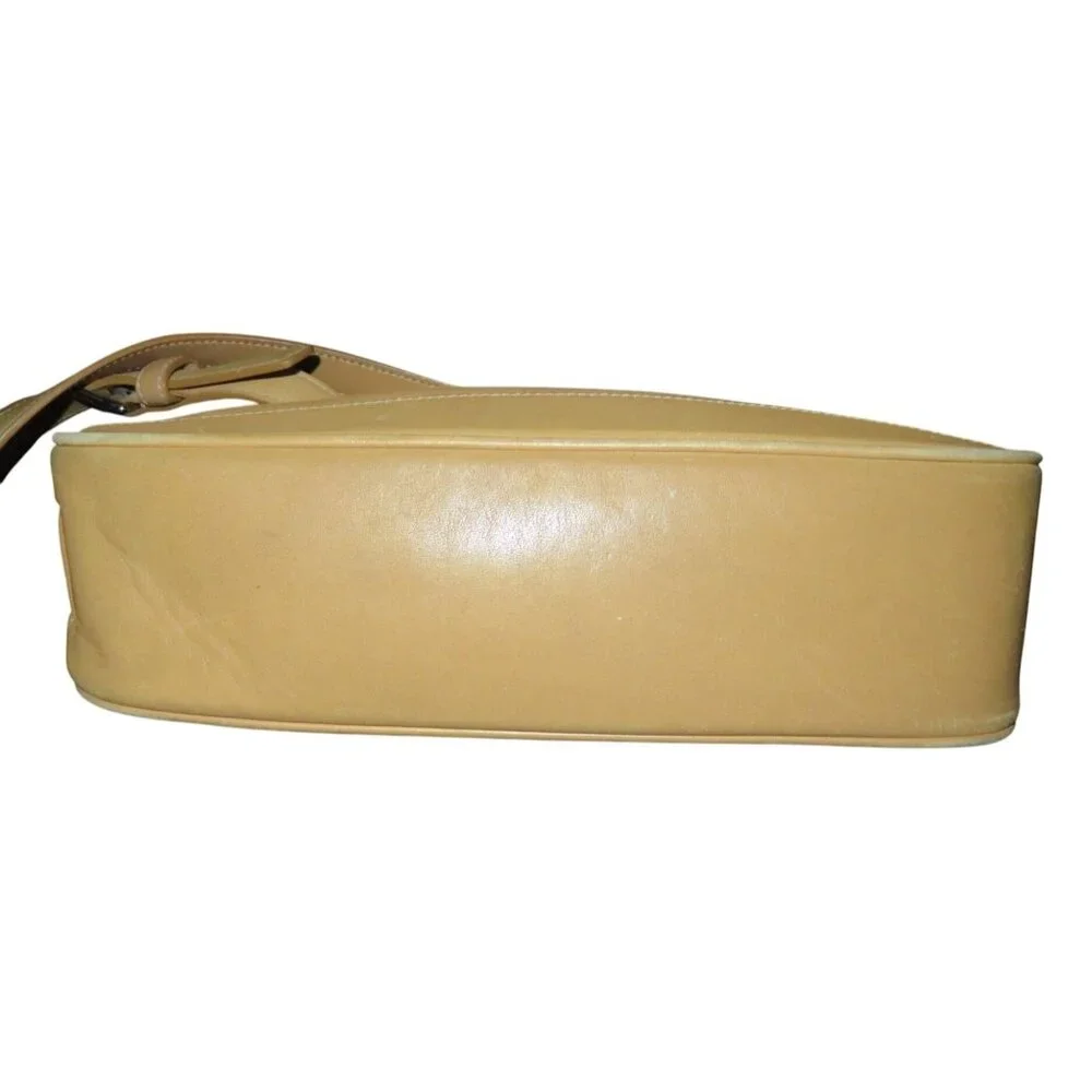 Coach stunning y2k